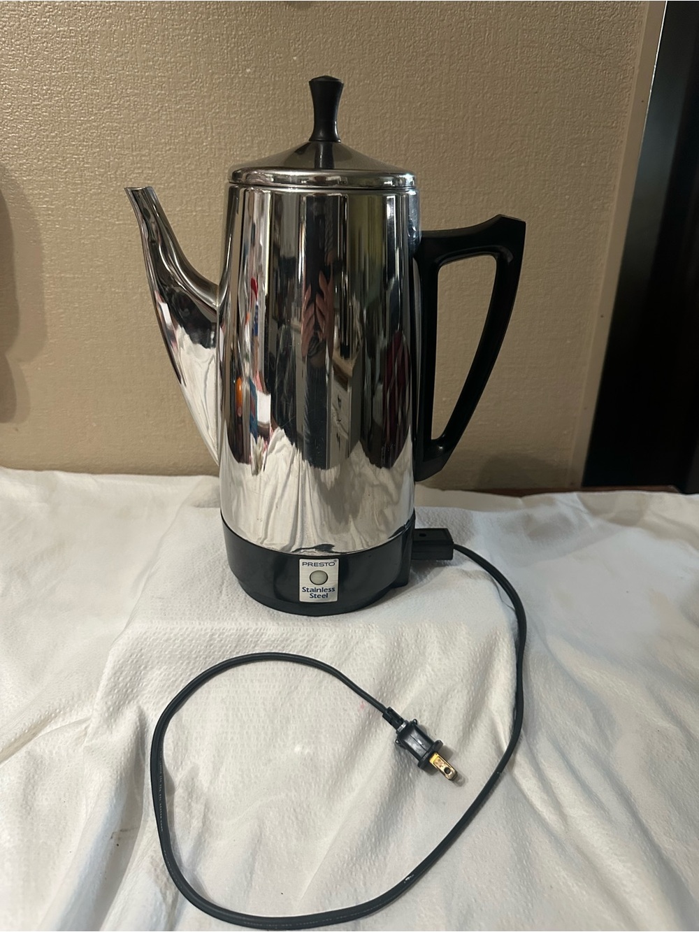 Presto Stainless Steel 12 Cup Electric Percolator/ Coffee Pot